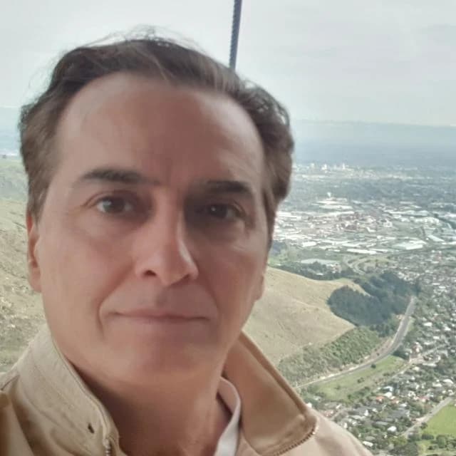 Babak Roostai