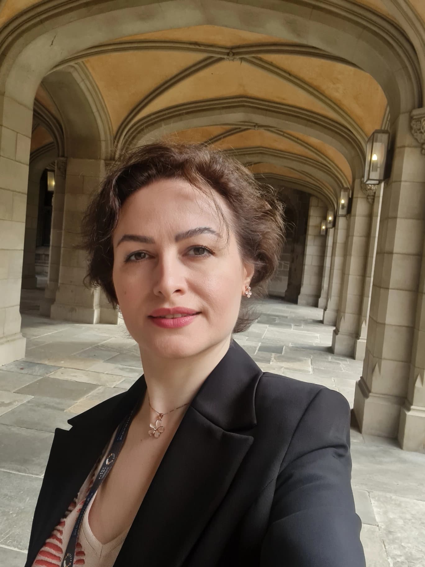 Effat  Ghavibazou 